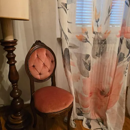 Lauretta, A Stone's Throw From The Beach! Будинок відпочинку В'яреджо