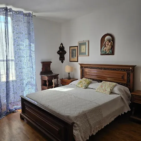 Lauretta, A Stone's Throw From The Beach! * В'яреджо