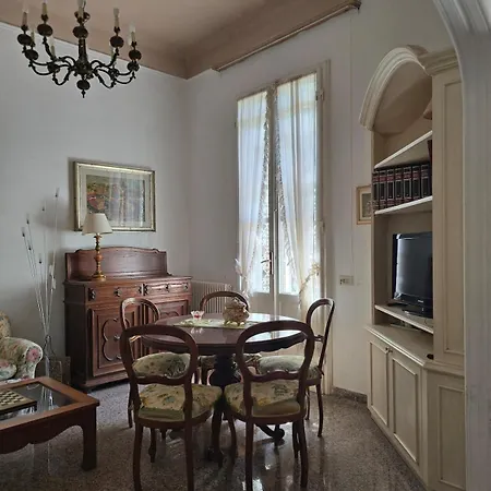 Lauretta, A Stone's Throw From The Beach! * В'яреджо