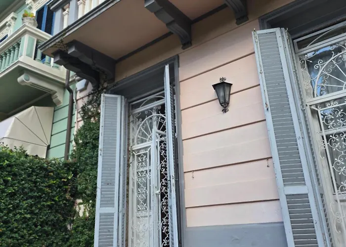 Lauretta, A Stone's Throw From The Beach! Dom wakacyjny Viareggio